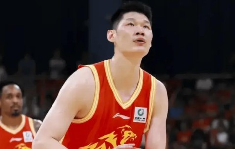 中超直播-G4广厦101-93上海 球员评价：4人优秀，朱俊龙及格，4人低迷