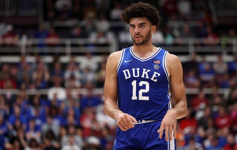 体育直播-谁DNA动了？布泽尔儿子轰30分14板3助3断1帽 上半场就砍20+9+2+3