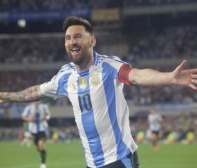 中超直播-斯卡洛尼：我认为梅西打进1000球不会有任何问题