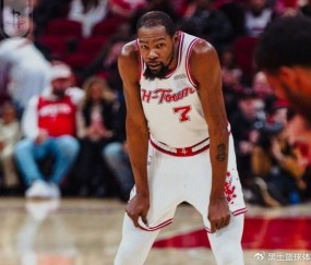 中超直播-杜兰特超传奇独享历史第6，小贾32分阿门20+7+6，火箭复仇西部倒1|凯文·杜兰特|鹈鹕|申京|贾巴里|史密斯_新浪体育_新浪新闻