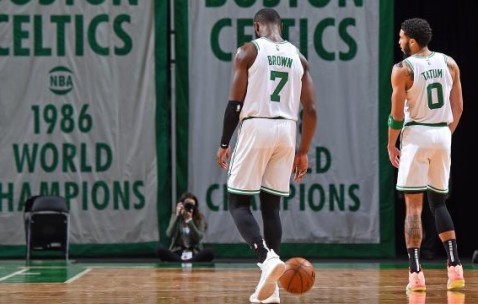 体育直播-四连胜助绿军度过困难期 双探花期待全明星之旅